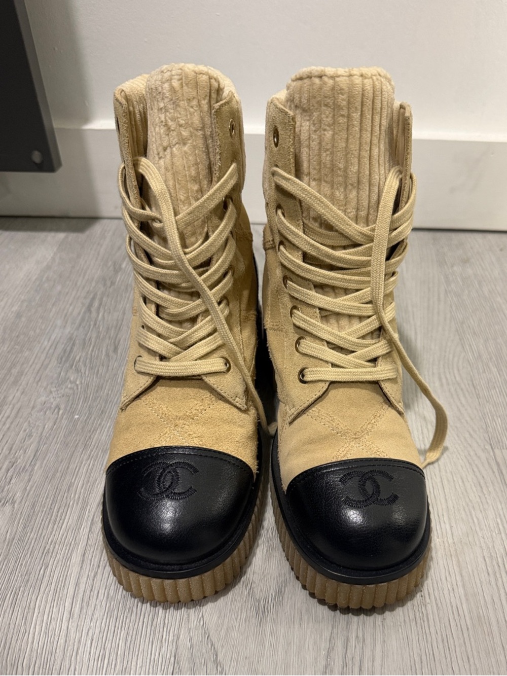 CHANEL Authentic Beige and black suede calfskin boots